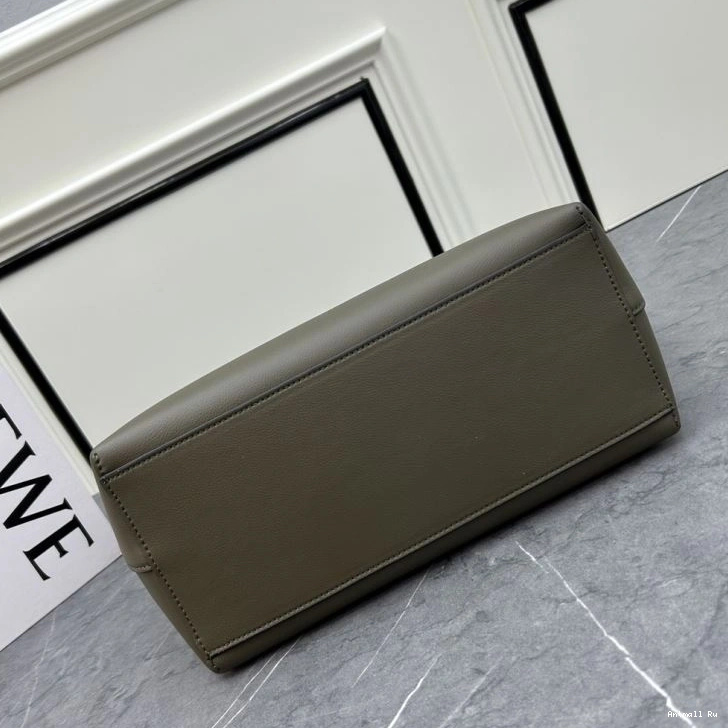 83616 Shopping Bags Loewe Stylish 0724